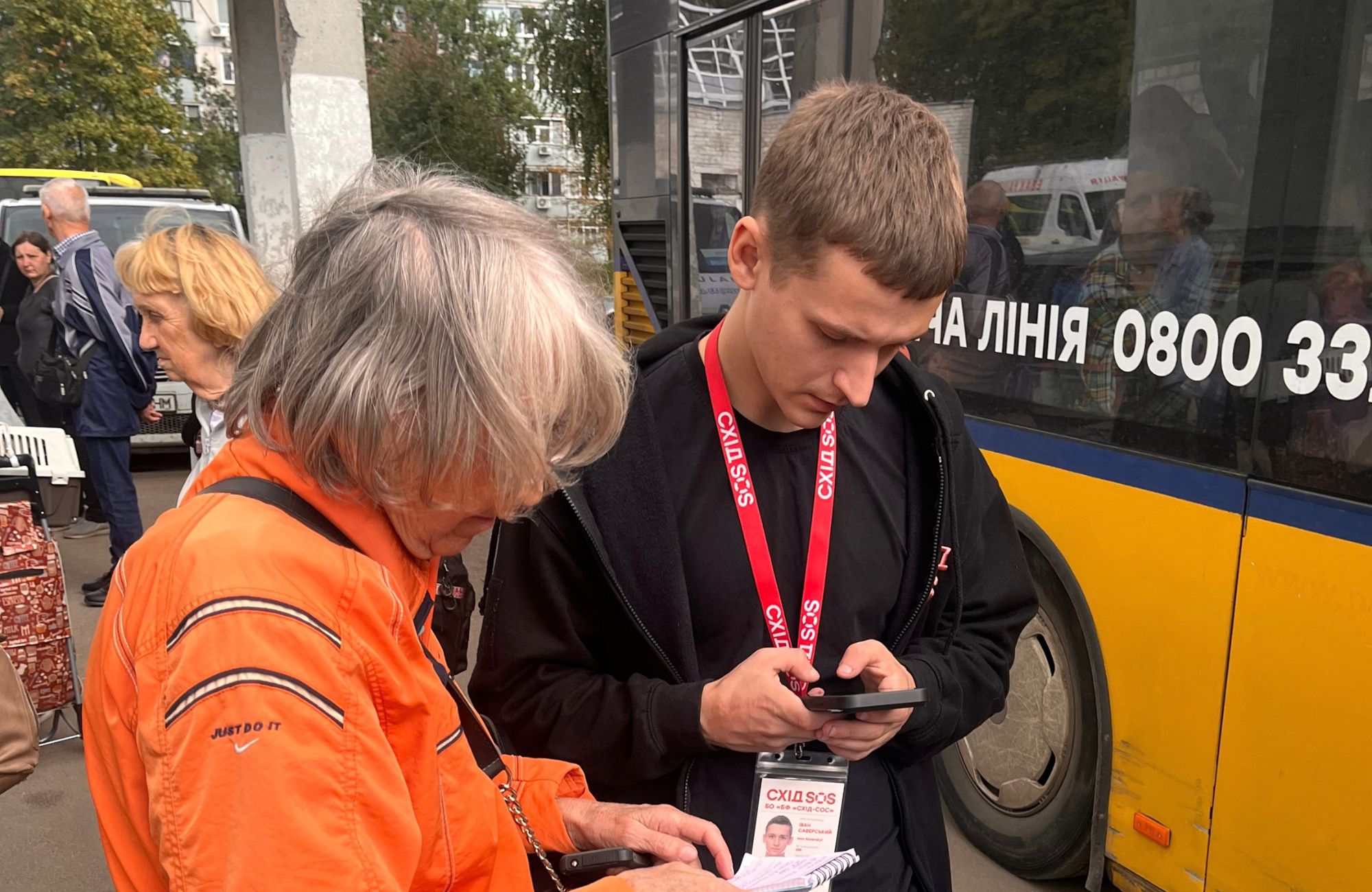 Серце рвалося додому, але війна не залишила вибору: шлях евакуації 76-річної пані Катерини з командою БФ «Схід SOS» | БФ «Схід SOS», картинка №2